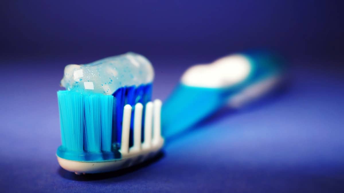 Why Choose Organic Toothpaste Why Choose Organic Toothpaste