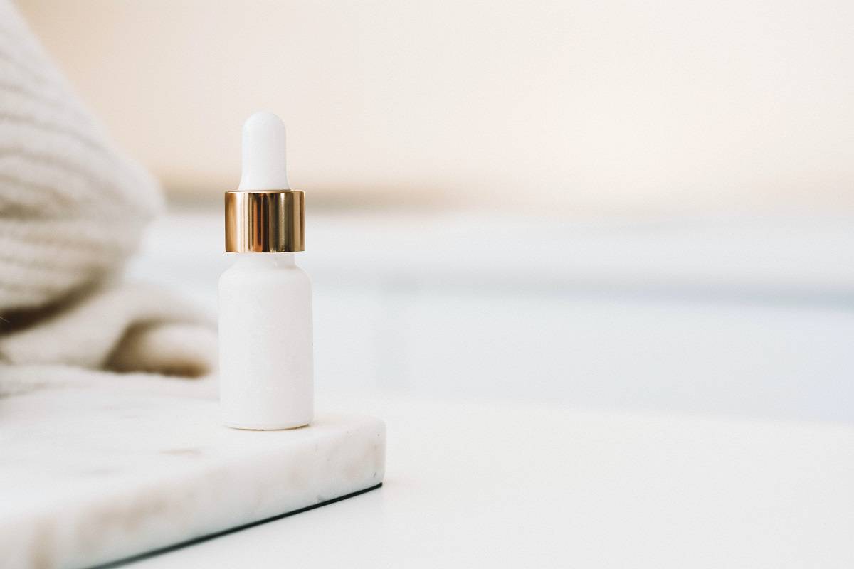 Types of Natural Face Serums Types of Natural Face Serums